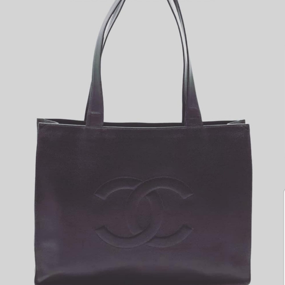 CHANEL Handbags - Chanel XL Timeless CC Lambskin Leather Black Tote